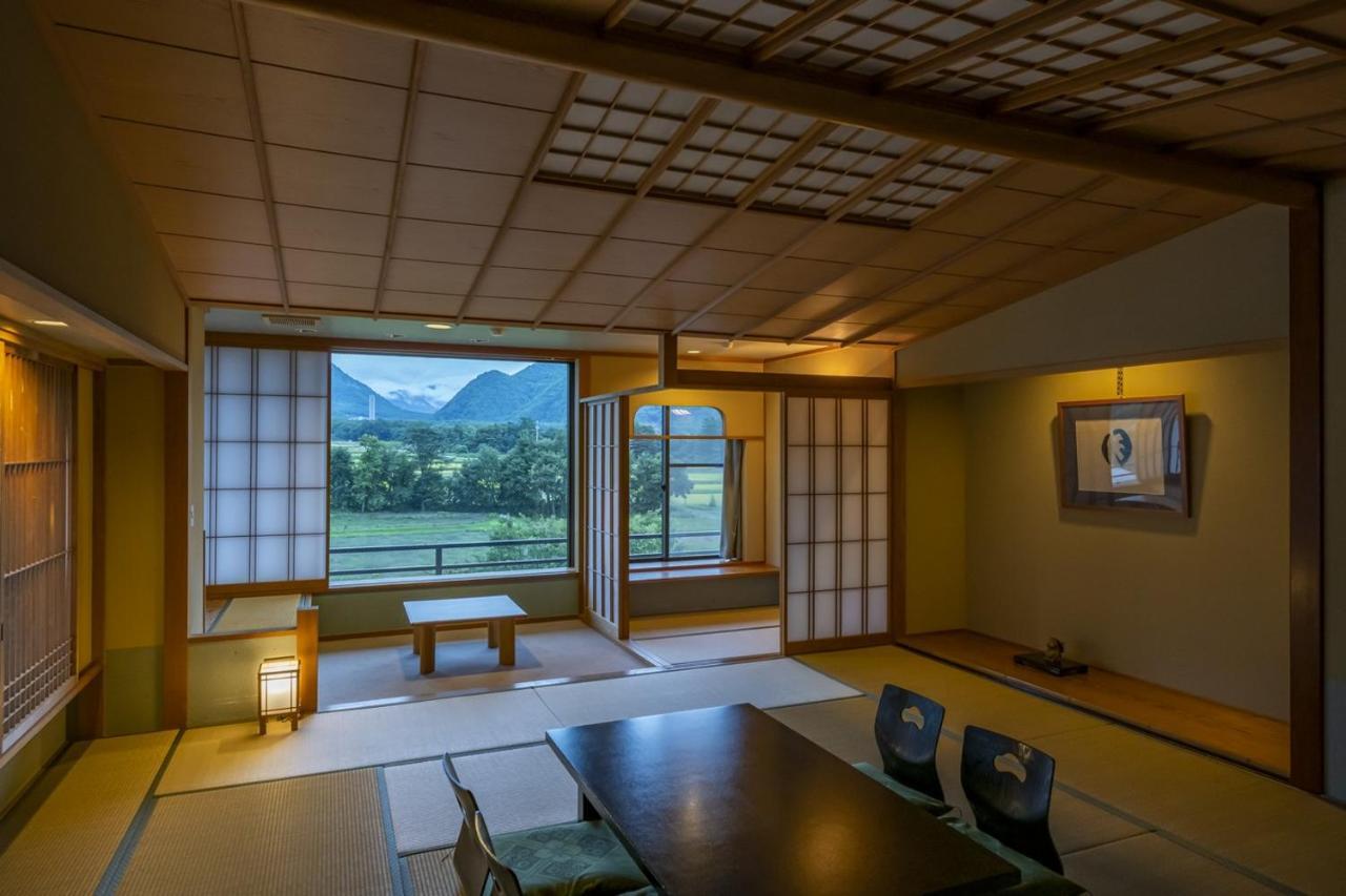 Kurobe View Hotel Оматі Екстер'єр фото